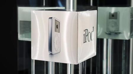 En original iPod fra 2001 solgt for 29.000 dollars