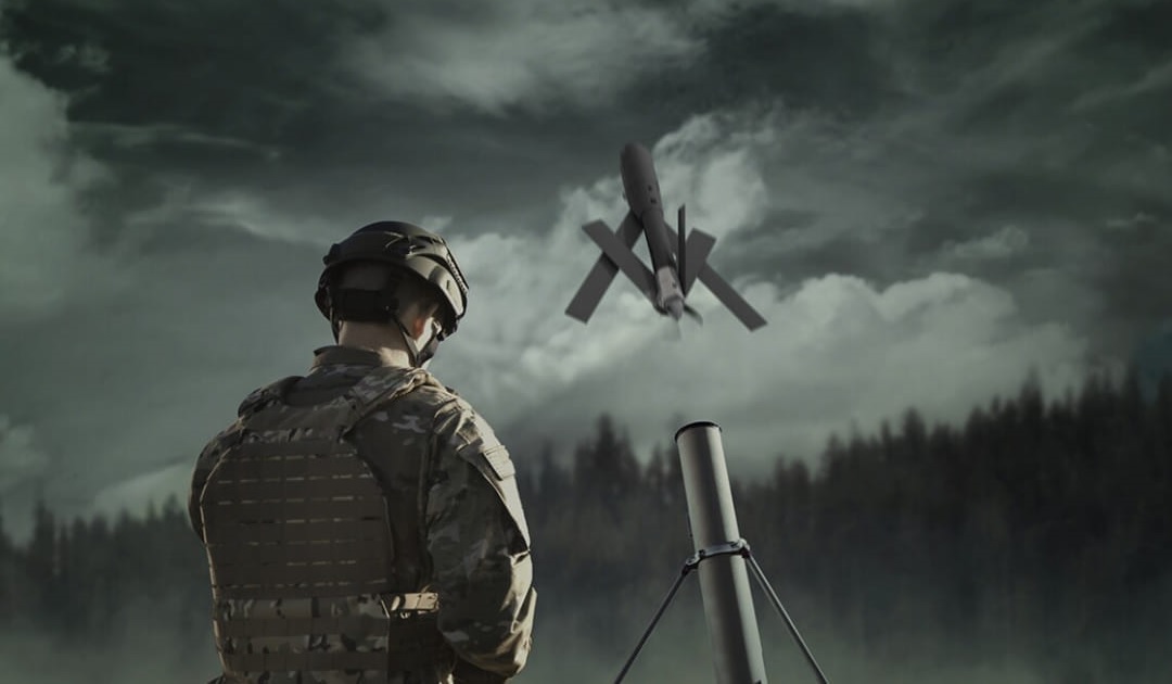 Ukraine vil snart modtage et stort antal amerikanske Switchblade 600 kamikaze-droner, der kan ødelægge russiske kampvogne. Ukraine vil snart modtage et stort antal amerikanske Switchblade 600 kamikaze-droner, der kan ødelægge russiske kampvogne.